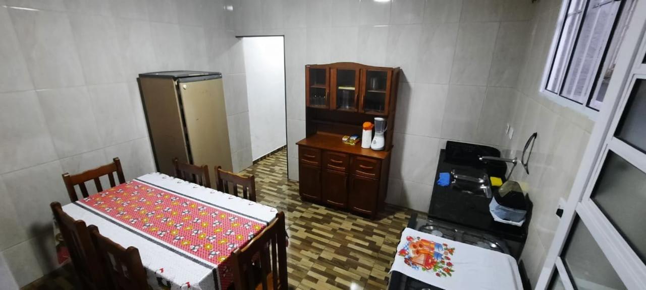 Residencia Em Bairro Do Pereque-acu * Ubatuba