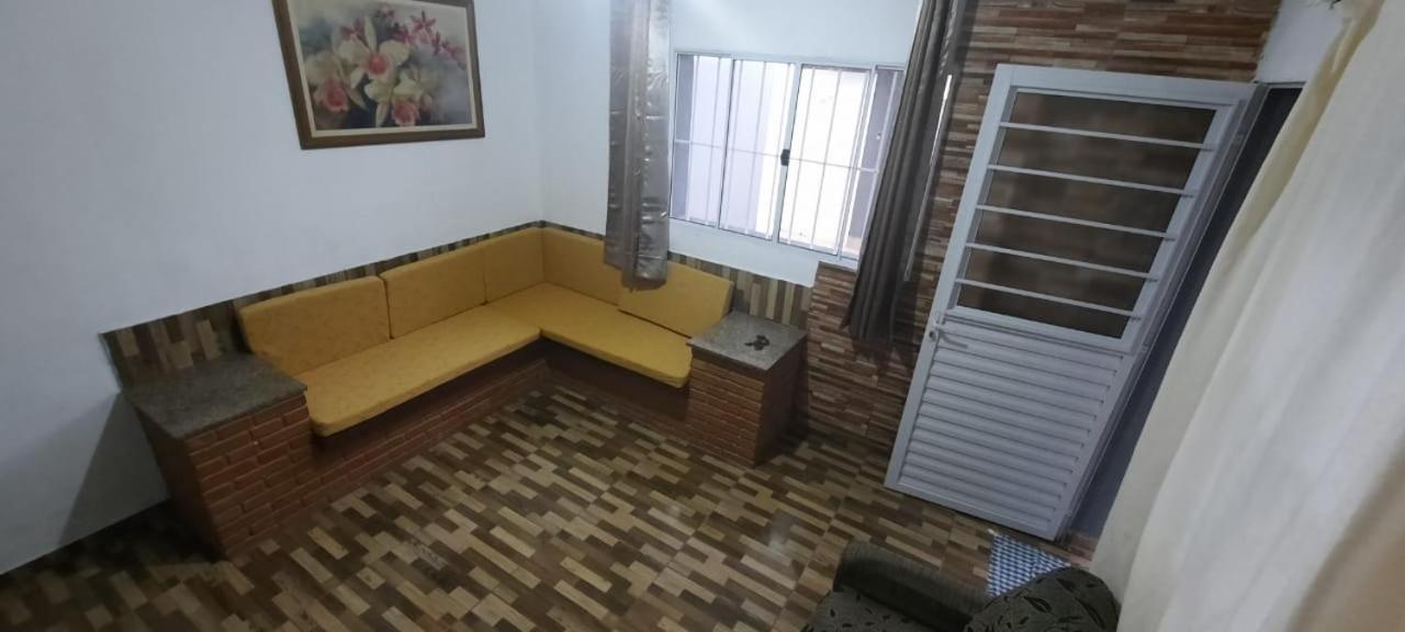 Residencia Em Bairro Do Pereque-acu * Ubatuba